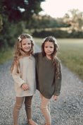 Bild in Galerie-Betrachter laden, Knit Jumper KIDS Khaki