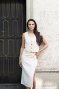 Bild in Galerie-Betrachter laden, Musselin Wraped Skirt Woman SAND