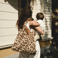 Load image into Gallery viewer, Mum Bag Leo ecru/brown