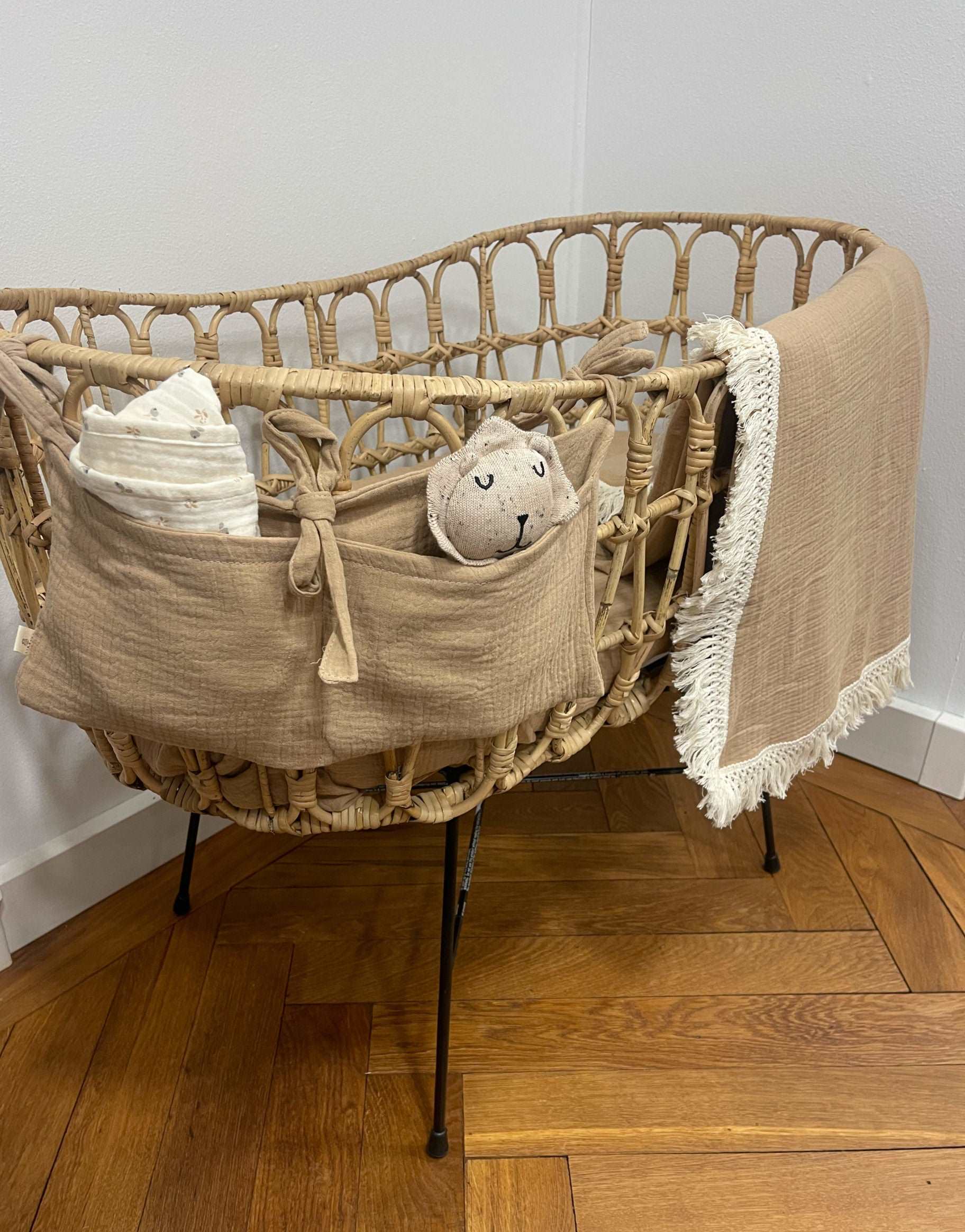 Muslin Bed Organizer