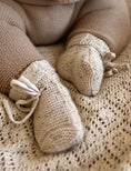 Bild in Galerie-Betrachter laden, Knit Socks