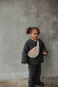 Bild in Galerie-Betrachter laden, Kids Fanny Pack Ecru Heart