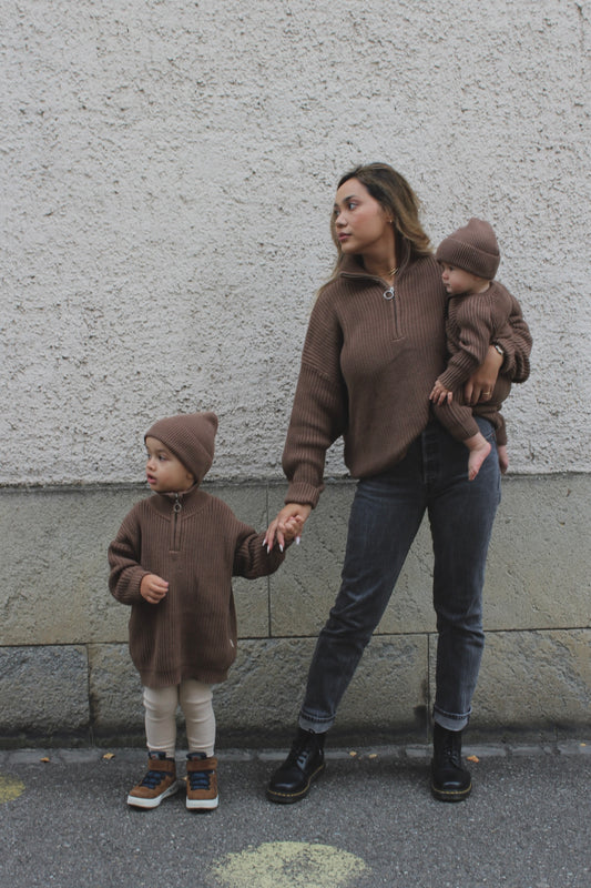 Mum Zipper Jumper Choco