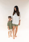 Bild in Galerie-Betrachter laden, Musselin Shorts Mum Olive
