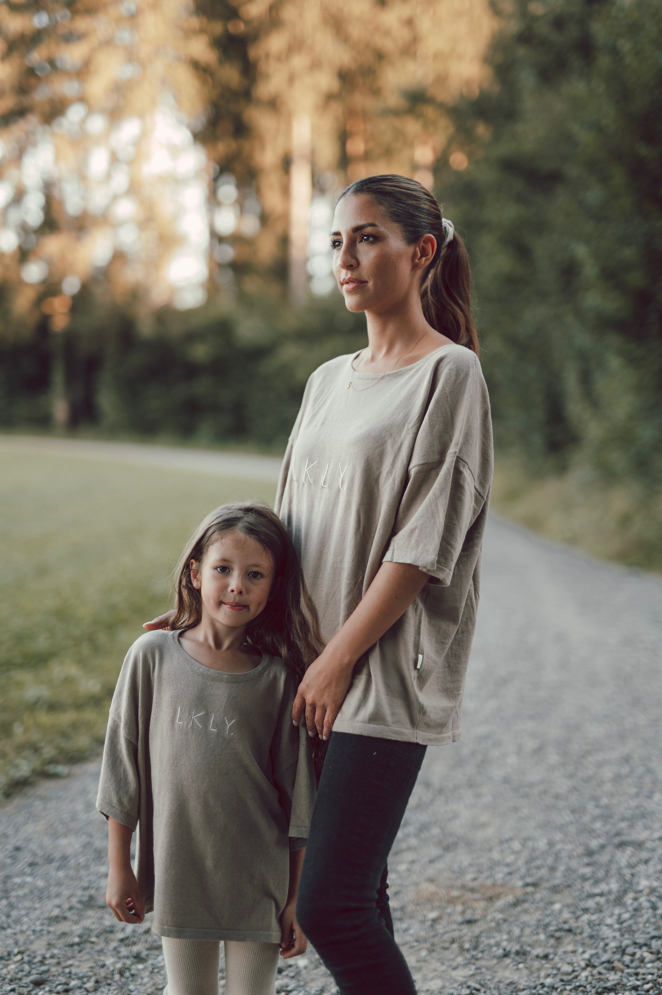 Mum Oversized Knit Shirt Taupe