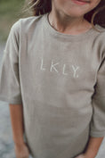 Load image into Gallery viewer, KIDS Oversized Knit Shirt Taupe
