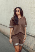 Bild in Galerie-Betrachter laden, Crochet Shirt Mum Choco

