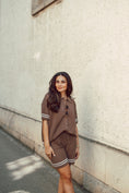 Bild in Galerie-Betrachter laden, Crochet Shirt Mum Choco
